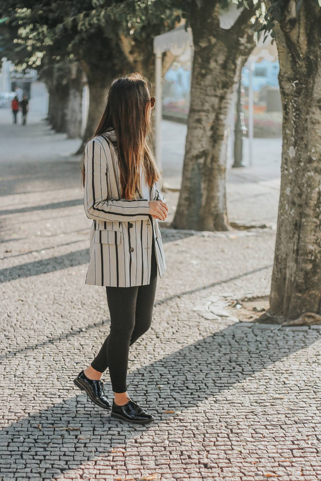 outfit_Blazer_riscas_zara