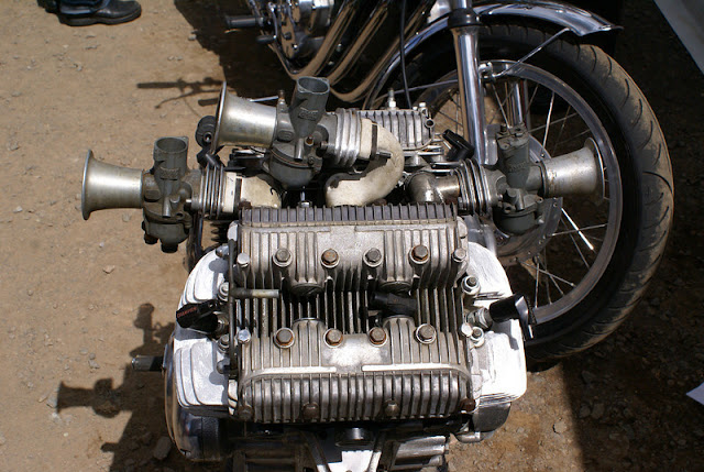 V6-Triumph-Motorcycle-engine-1500cc-Prototype-www.hydro-carbons.blogspot.com-vintage-motorcycles-rare-motorcycles