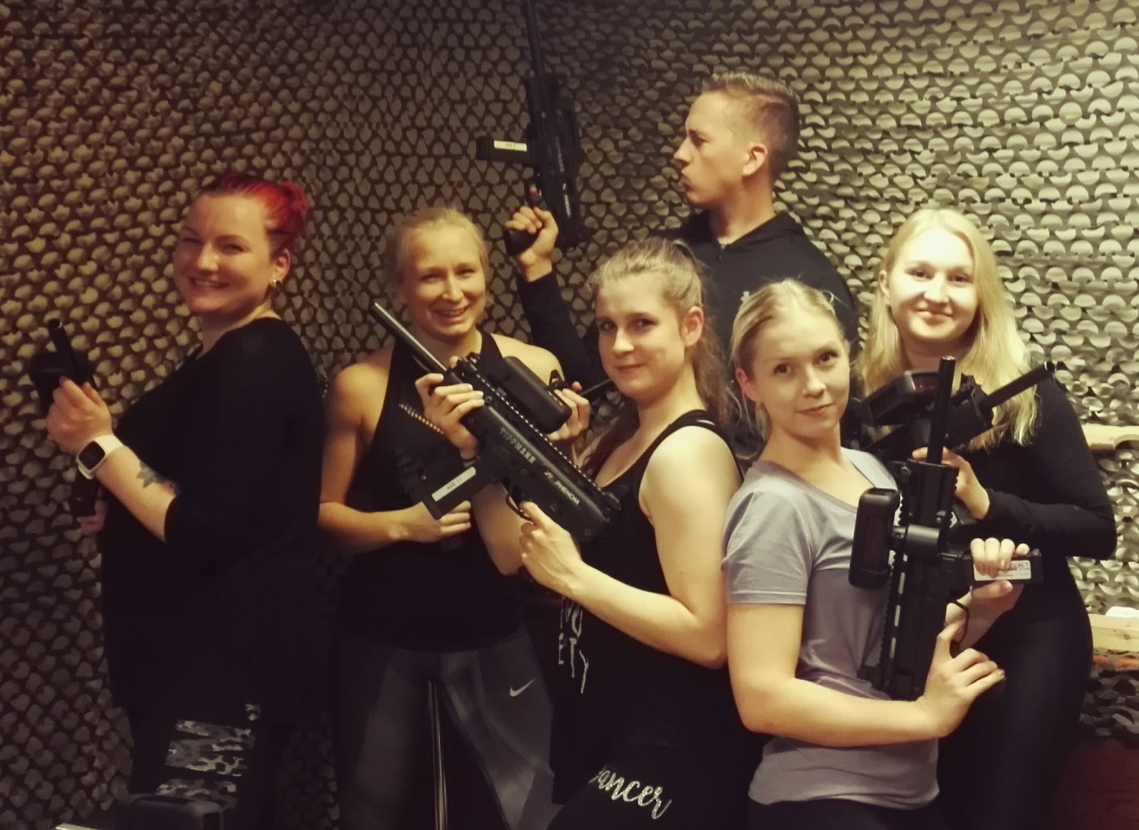 strippari polttareihin seksi sivustot strippari polttareihin seksi sivustot