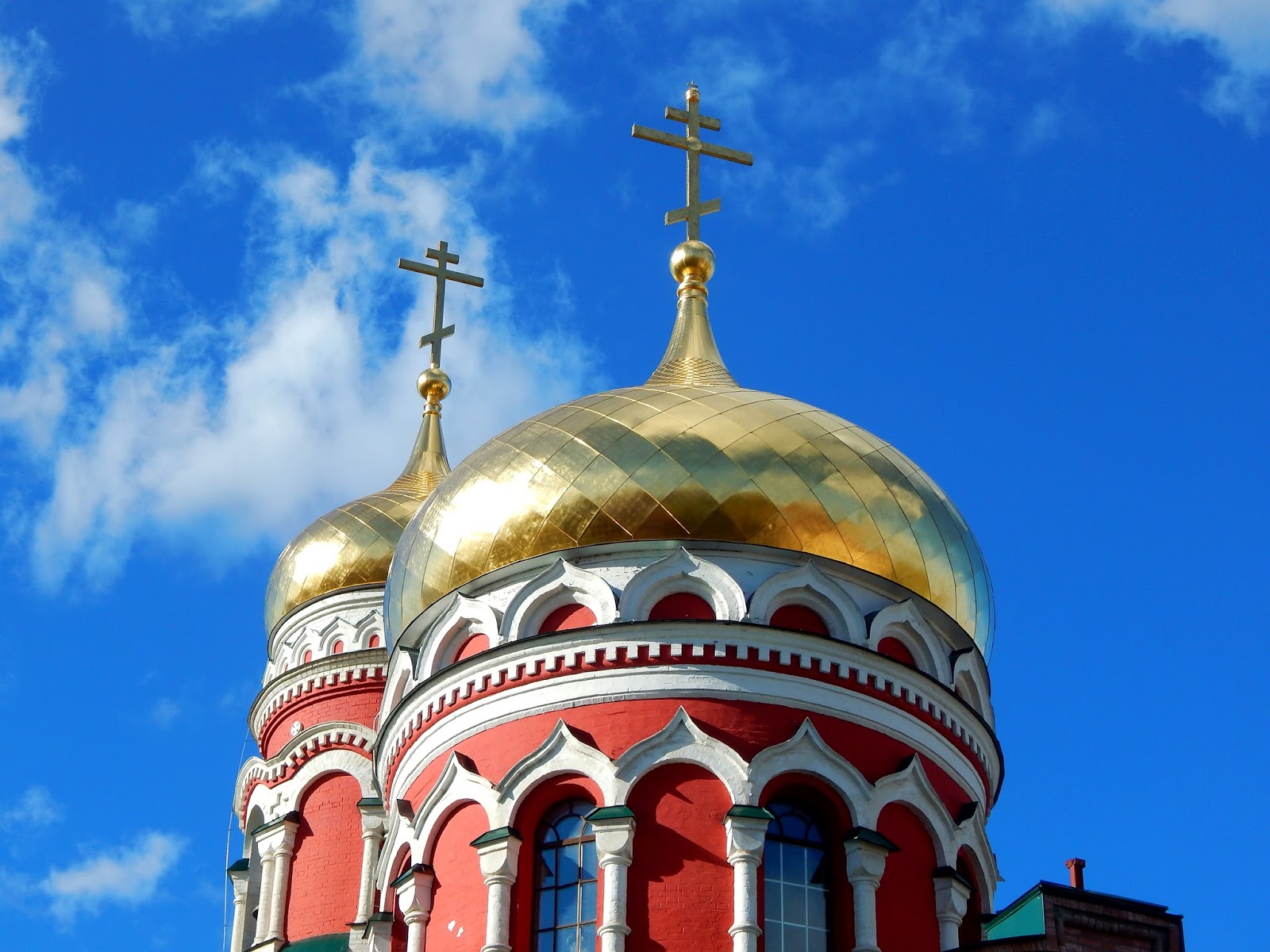Купол церкви Покрова Пресвятой Богородицы