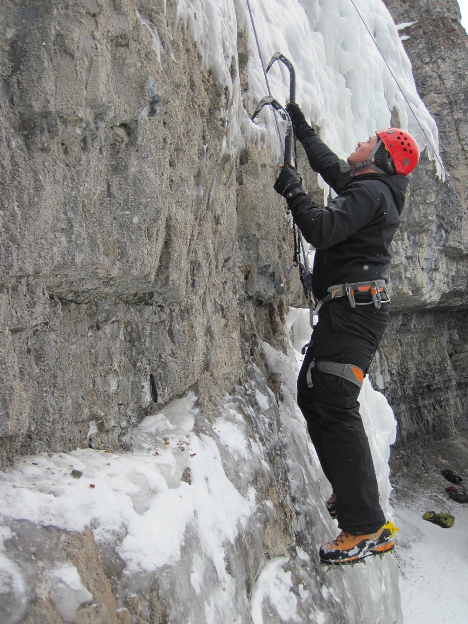 Canadian Rockies Alpine Guides Coire Dubh, Ice Skills Week, & Louise Falls