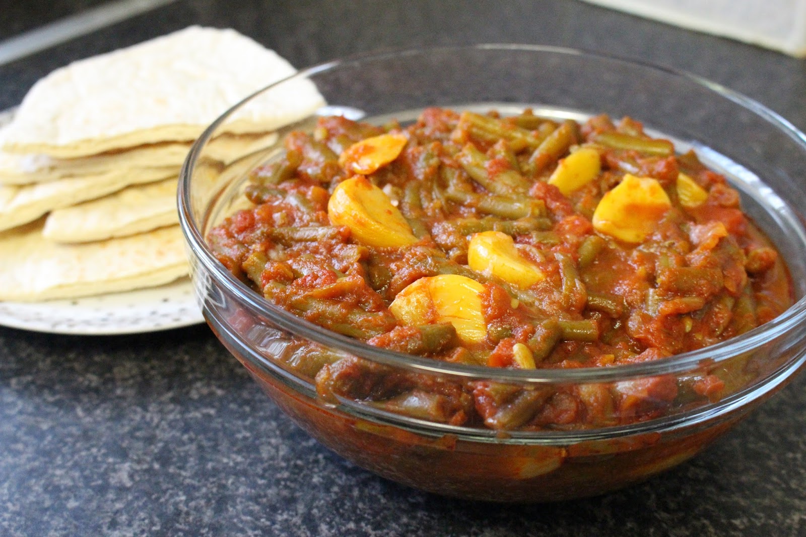 nosaibasfood ) Loobya bi zayt (Lebanese green beans in tomato sauce