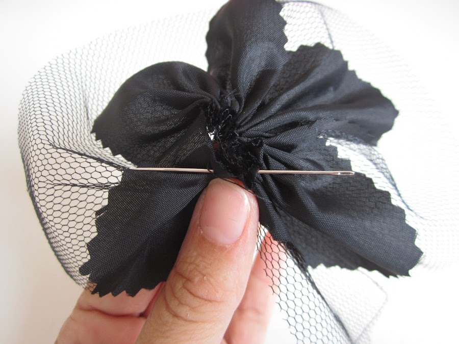 mis nancys, mis peques y yo, tutorial facil DIY tul y tela coser punto