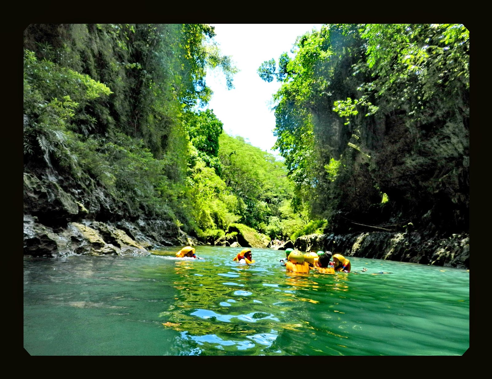 Hasil Foto Adventure Body Rafting | Info Body Rafting Green Canyon