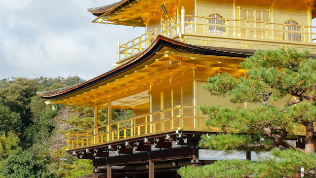 kinkakuji golden pavilion kyoto japan