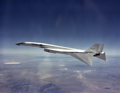 Blackstar: La secreta nave nodriza militar de los EEUU xb70ship206%252B%25281%2529 xb70ship206%252B%25281%2529 Blackstar: La secreta nave nodriza militar de los EEUU