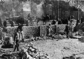CONSTRUCTION OF WALL - WARSAW GHETTO