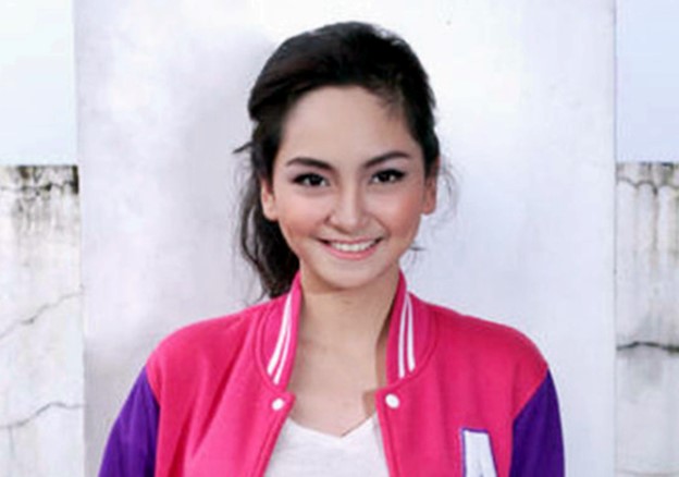 Biodata Artis Biodata Valerie Tifanka