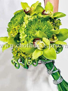 Hoa cưới cầm tay đẹp “ lung linh” cho cô dâu  Việt