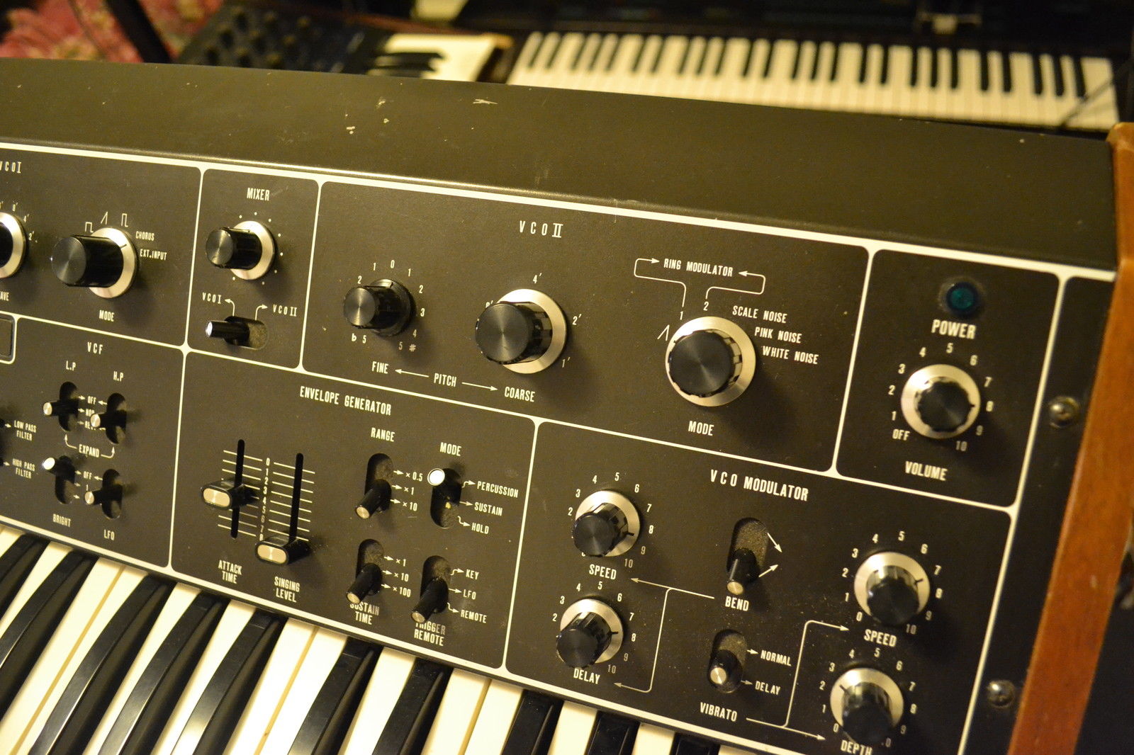 MATRIXSYNTH 770 Vintage Analog Synthesizer
