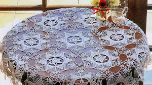 Mantel de encaje en ganchillo para mesa redonda / molde y patrón