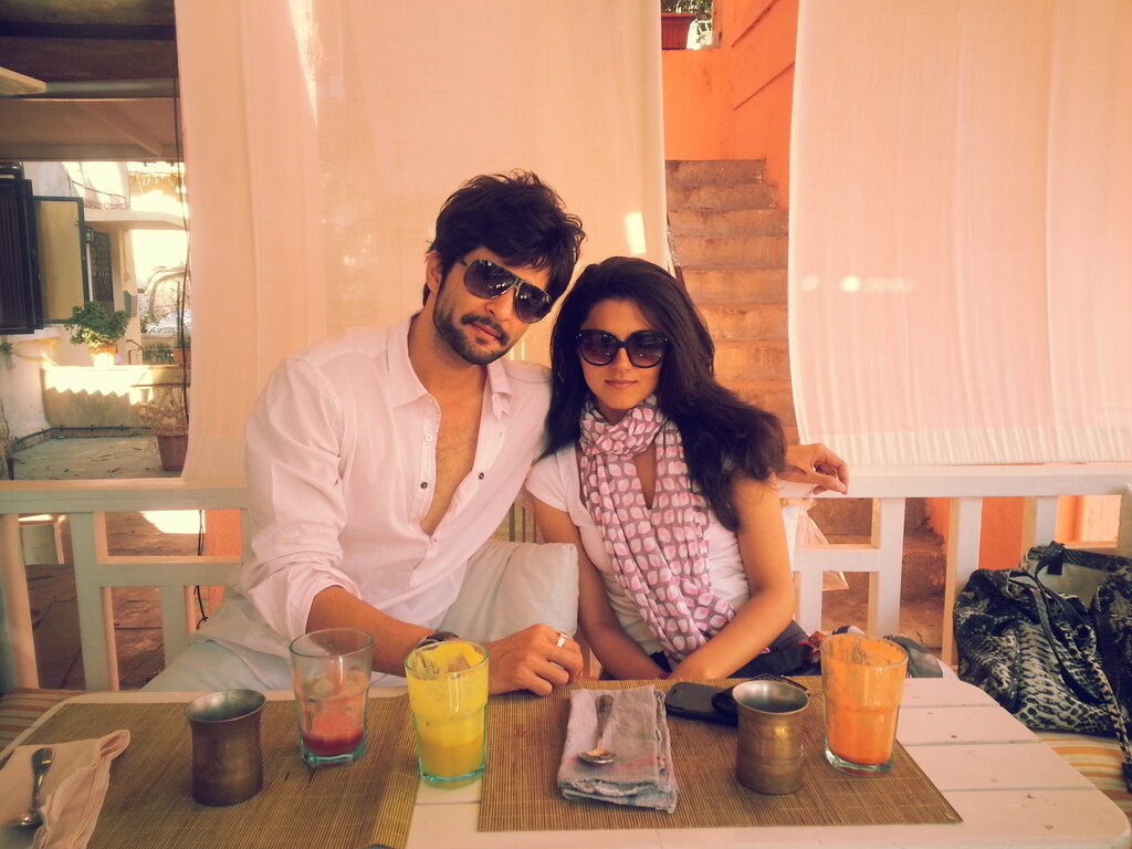 TV Actor Husband Raqesh Vashisth & Wife TV Actress Ridhi Dogra