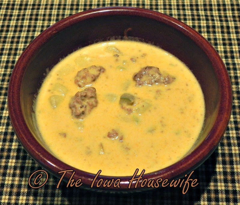 The Iowa Housewife Cheeseburger Chowder with Hamburger Mix