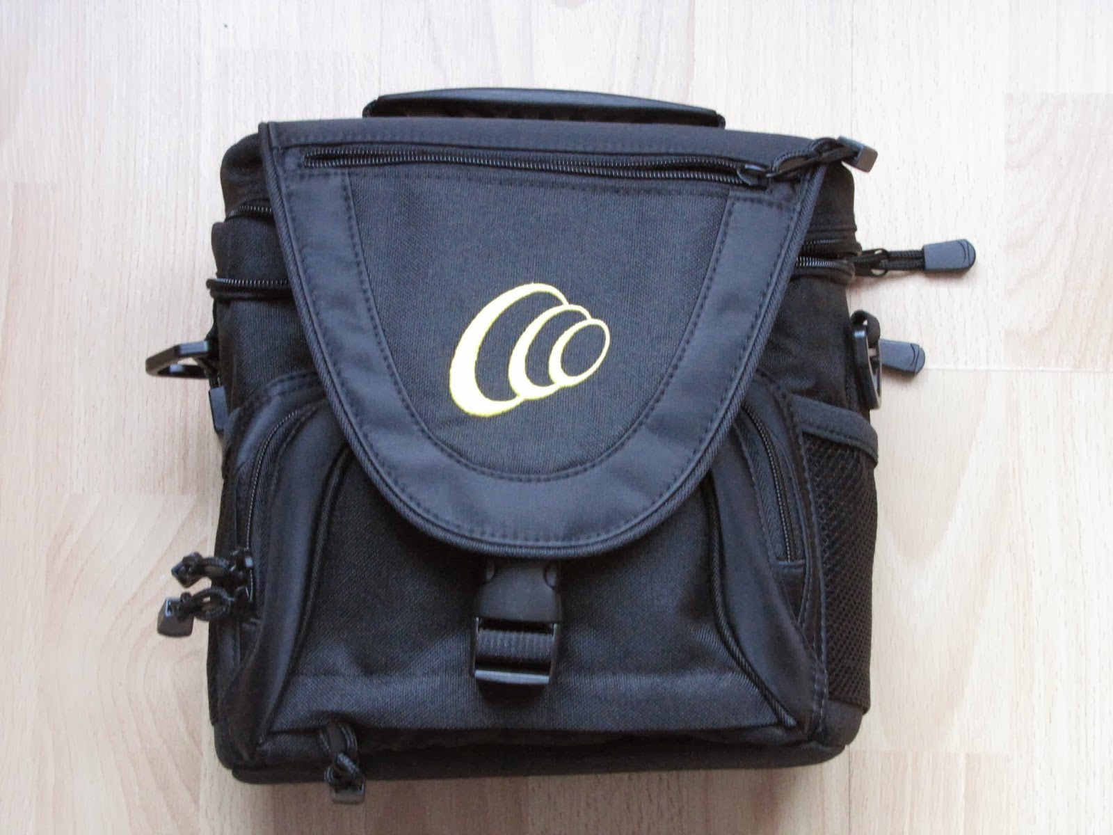 Témoignage sur l'implant cochléaire: Accessoire : sac de voyage Cochlear