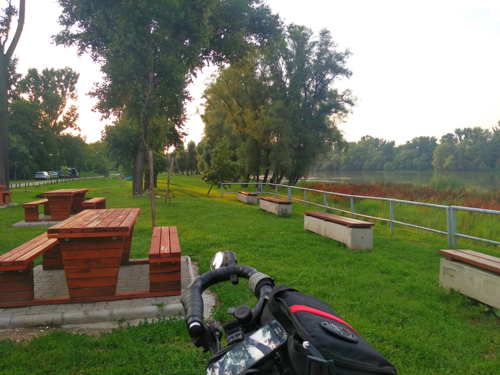 Nerede Akşam Orada Sabah Batı Macaristan