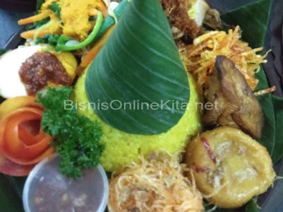 nasi tumpeng mini