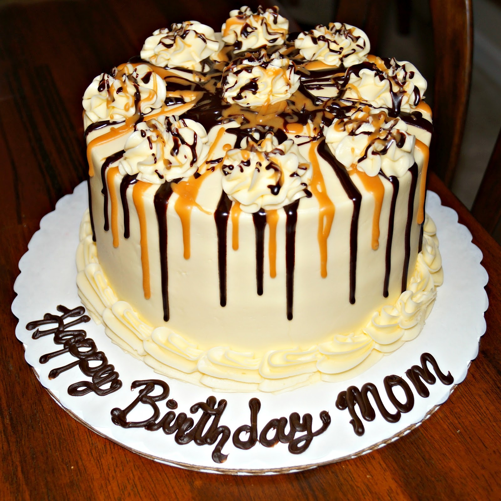 Экспресс день рождения. Торт 62 года. Торт маммис кейк. Cake mom. Cake for mom.