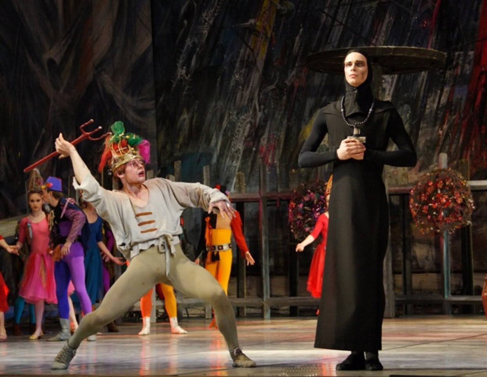 Le Ballet Esmeralda Notre Dame de Paris Le Petit Monde de Oli Dolly