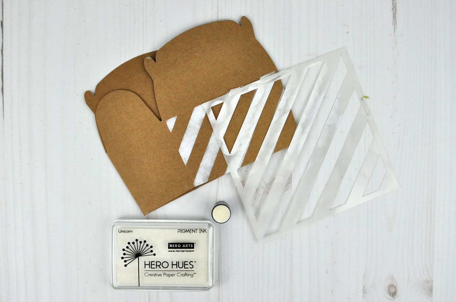 Christmas Gift Boxes with 3D Poinsettia Paper Flowers. Jen Gallacher uses boxes from JoAnn and die cut shapes from Silhouette to create this Christmas craft. #christmascraft #papercrafter #silhouette #jengallacher Christmas Gift Boxes with 3D Poinsettia Paper Flowers. Jen Gallacher uses boxes from JoAnn and die cut shapes from Silhouette to create this Christmas craft. #christmascraft #papercrafter #silhouette #jengallacher