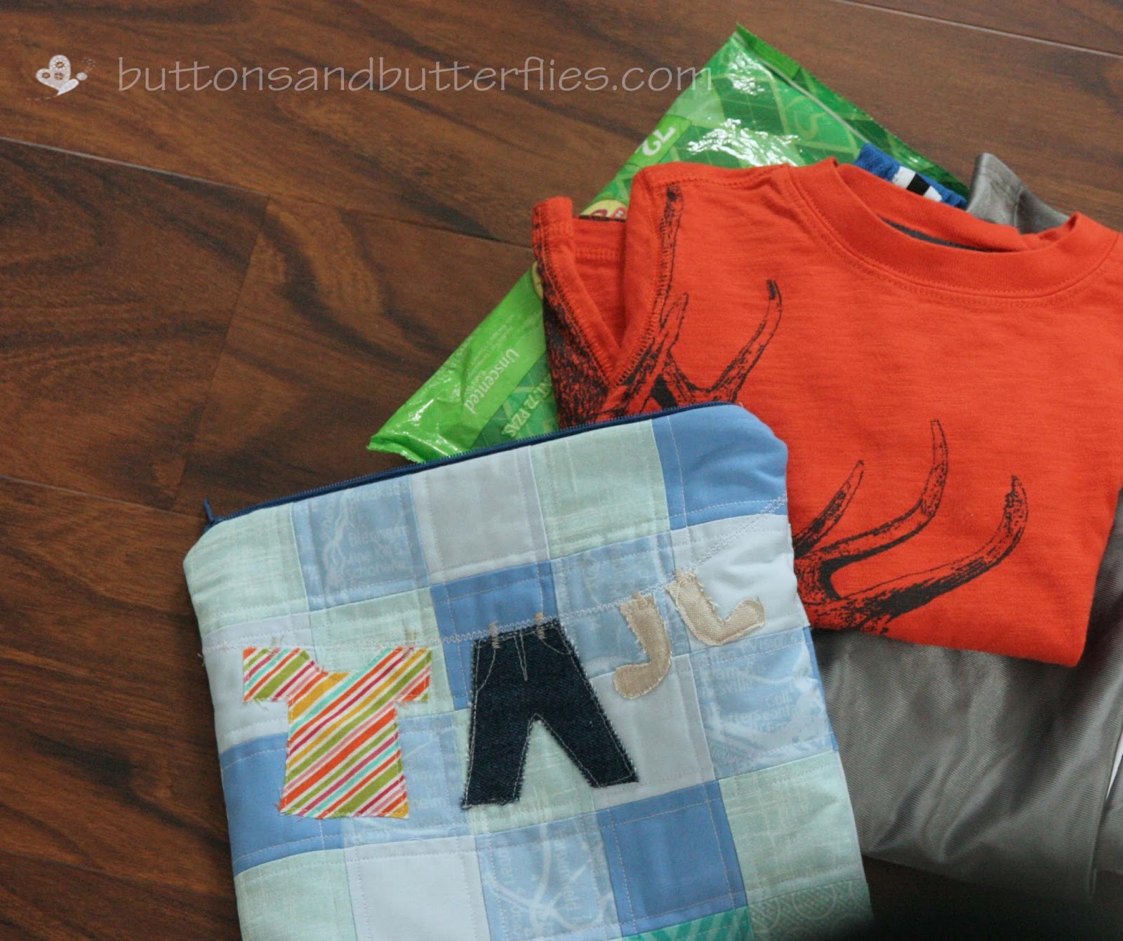 Buttons and Butterflies Spare Clothes {Quilted Bag}