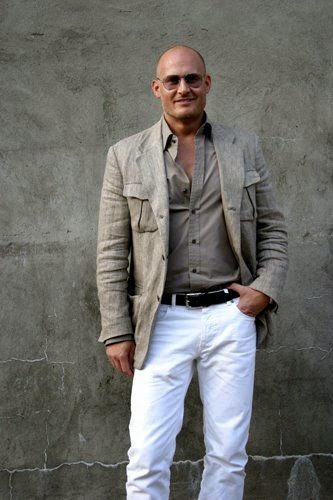 impactful old outfits for men
15