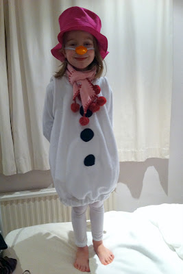 Monkey and Squidge: How to make a Snowman costume!