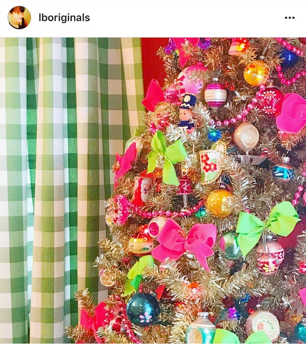 INSPIRING COLORFUL CHRISTMAS TREES | Dimples and Tangles
