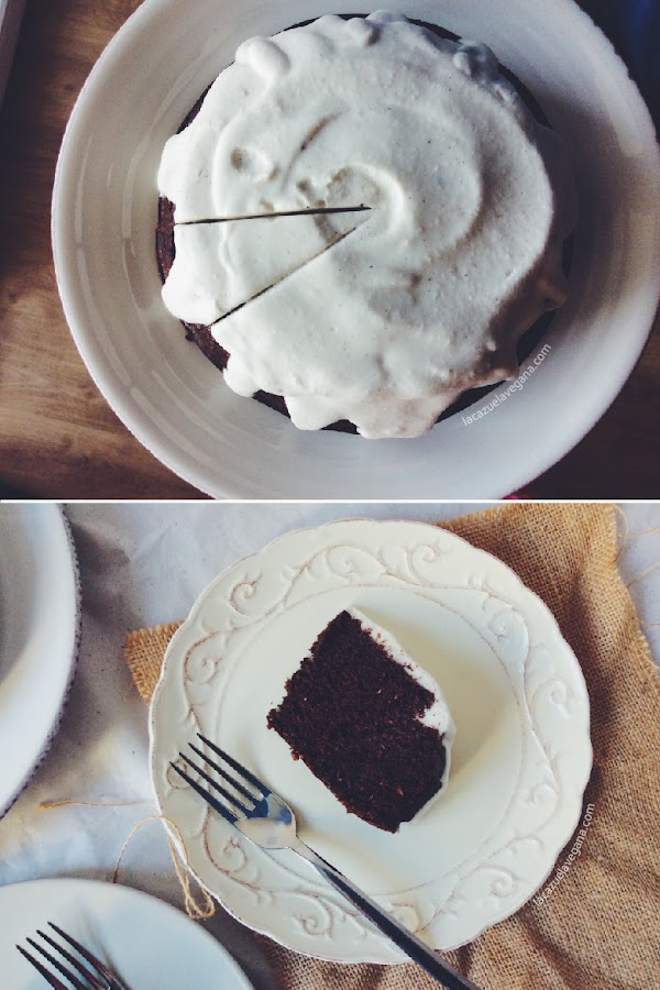 Tarta de cumpleaños de chocolate, aguacate y coco (vegana y sin gluten)