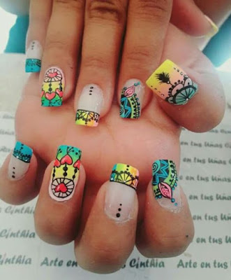 Uñas decoradas con atrapasueños Uñas decoradas con atrapasueños