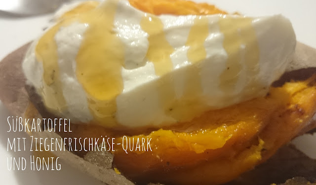 [Food] Gebackene Süßkartoffel mit Ziegenkäse-Quark und Honig