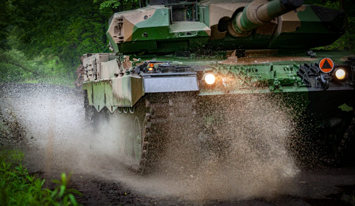 Польща отримала перші модернізовані танки Leopard 2PL