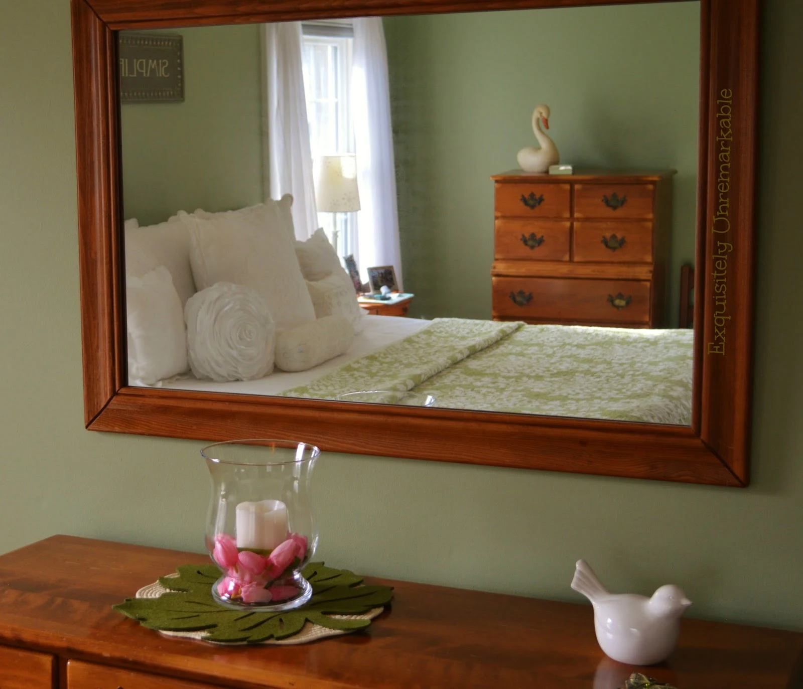 Green Bedroom Cottage Style Decor