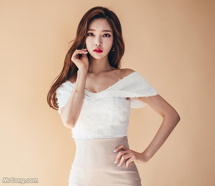 Beautiful Park Jung Yoon in the April 2017 fashion photo album (629 photos) photo 19-15
