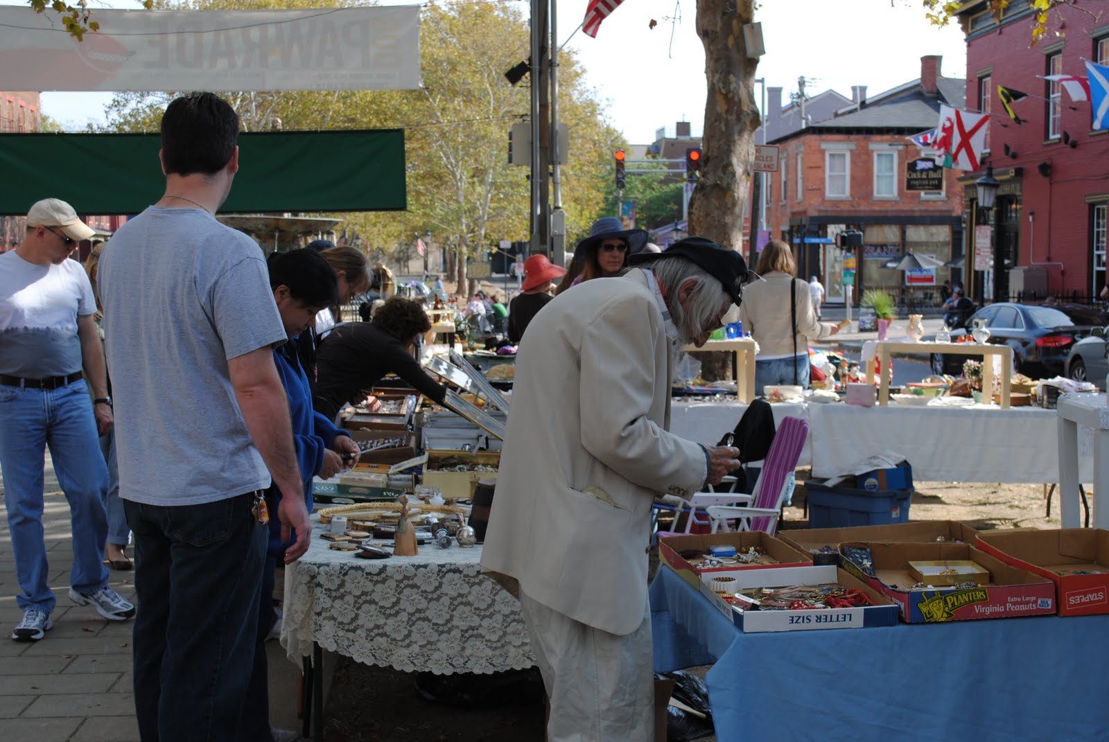 4th Sunday MainStrasse Antiques Photos