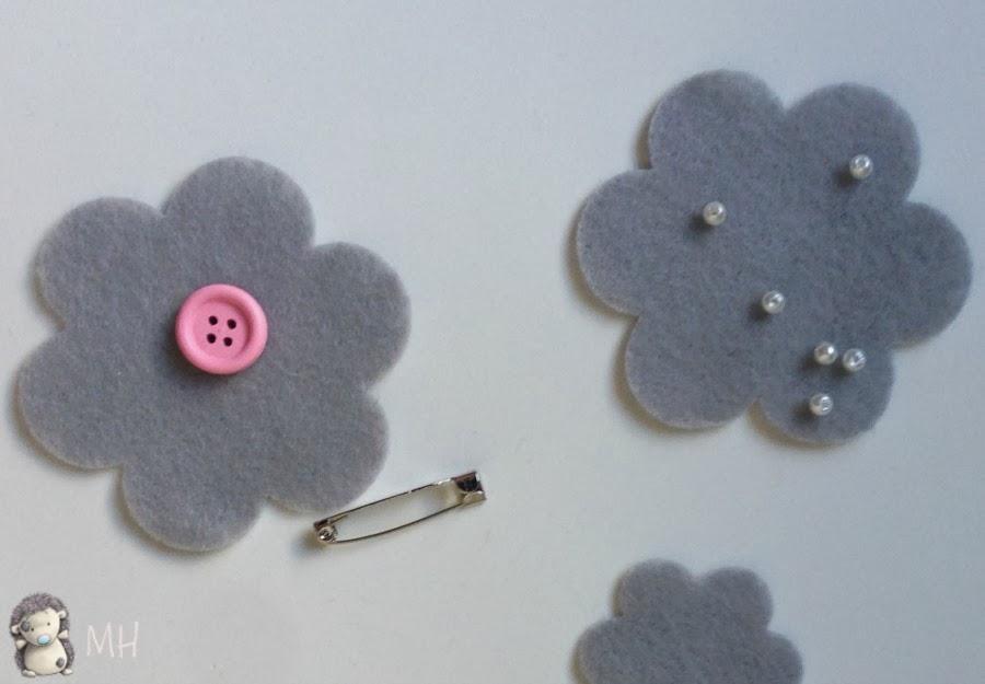 Broche flor en fieltro