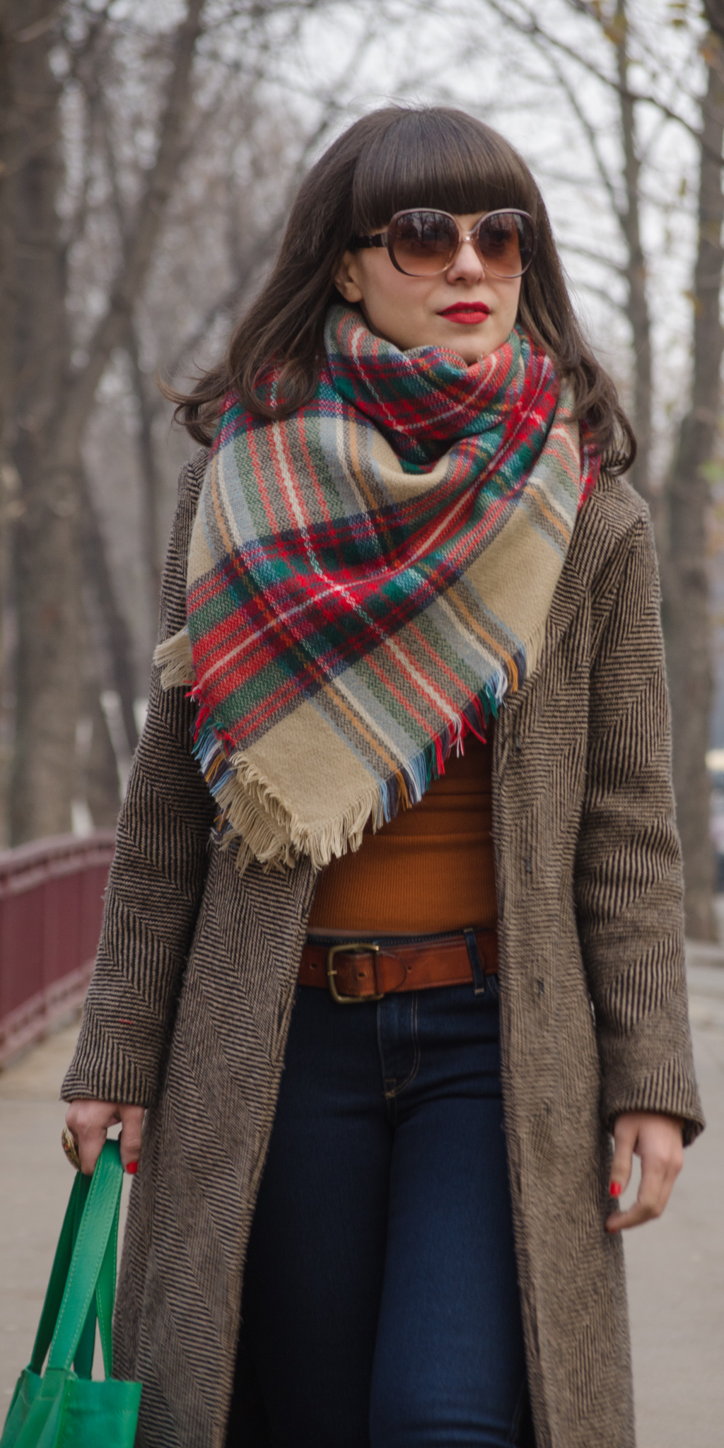 clasic brown fall coat thrifted burgundy h&m sneakers burnt orange turtleneck over-sized scarf colorful green red christmas bag zara indigo jeans skinny bangs hair