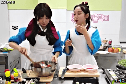 아이돌학교 결방대신 페이스북 생방송 몇몇 조합 움짤들.gif | 인스티즈