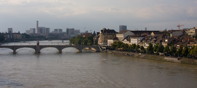 Basilea río Rin Suiza