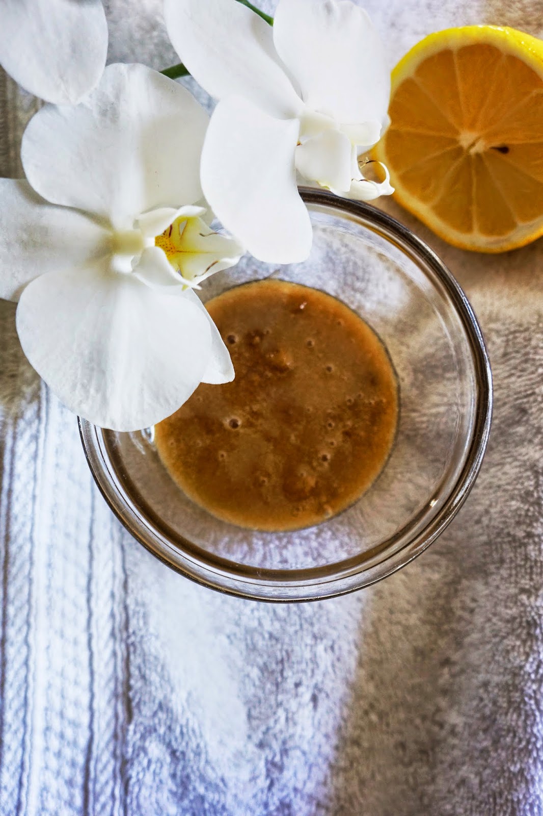 Brown sugar face scrub