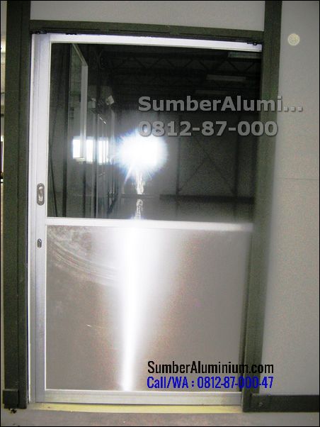 Pintu Aluminium Panel Plat Aluminium dan Kaca