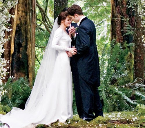 ZAP UPLOADS Twilight wedding dress Replica from Alfredo