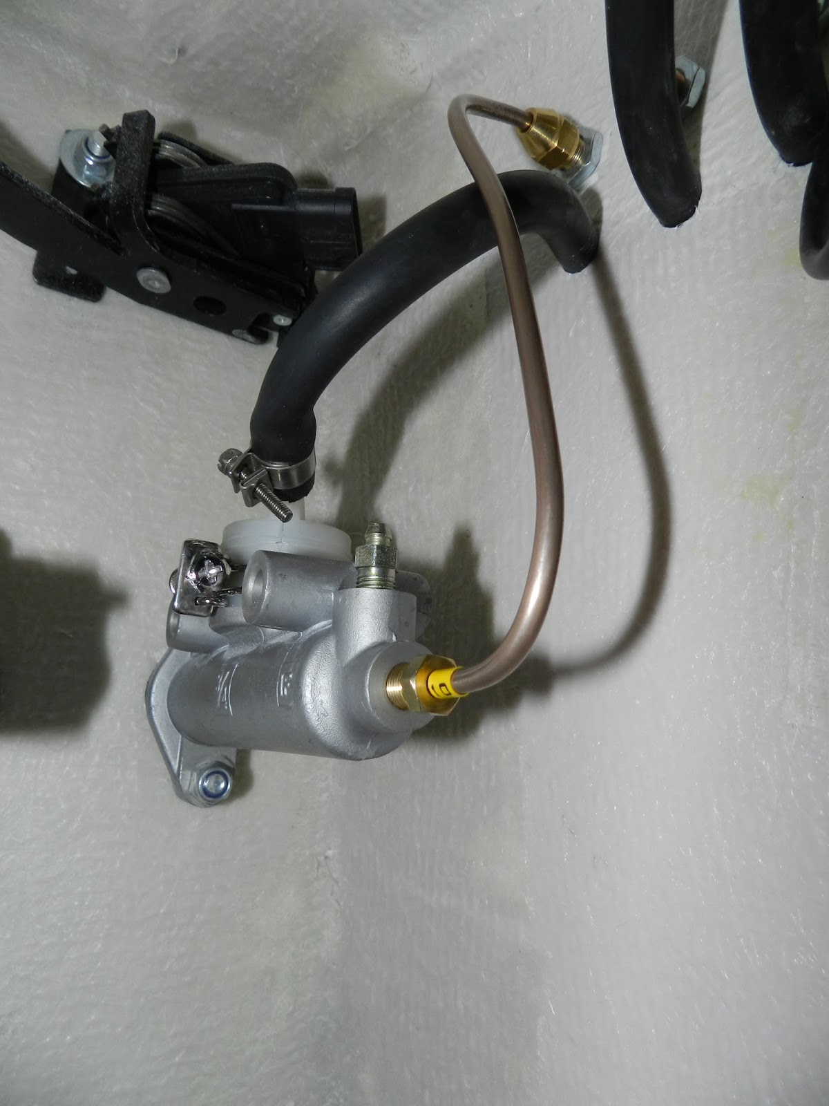 Building a Gardner Douglas 427 AC Cobra replica classic sports car