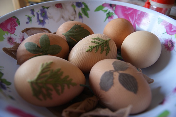 3 τρόποι για να βάψεις τα Πασχαλινά αυγά