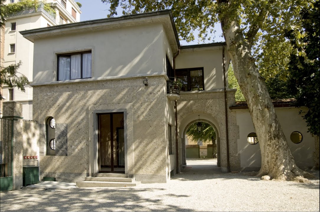 Вилла в милане Вилла в милане