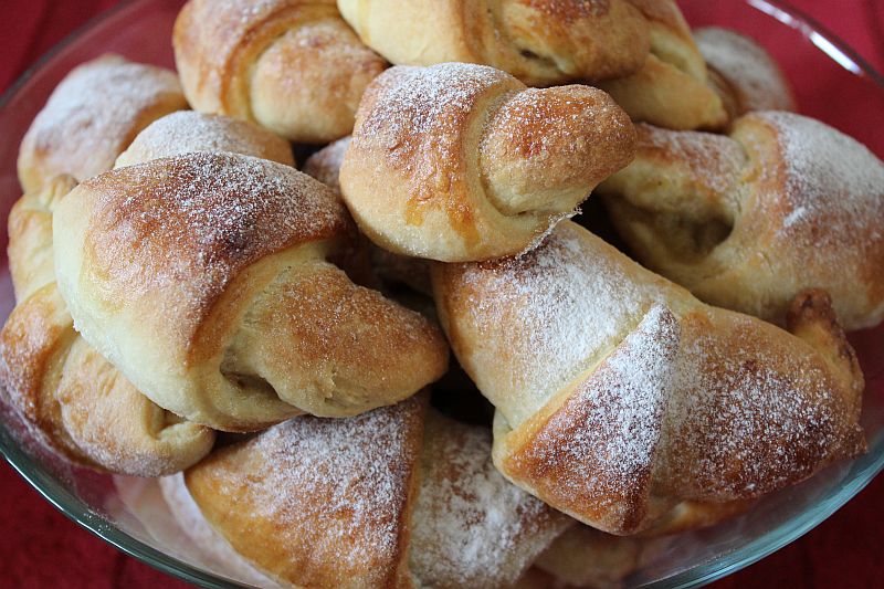 Ein Einfaches Rezept Fr Rogaliki Mit Walnussfllung Die Ein Einfaches Rezept Fr Rogaliki Mit Walnussfllung Die
