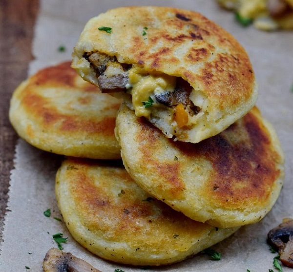 Stuffed Potato Cakes Stuffed Potato Cakes