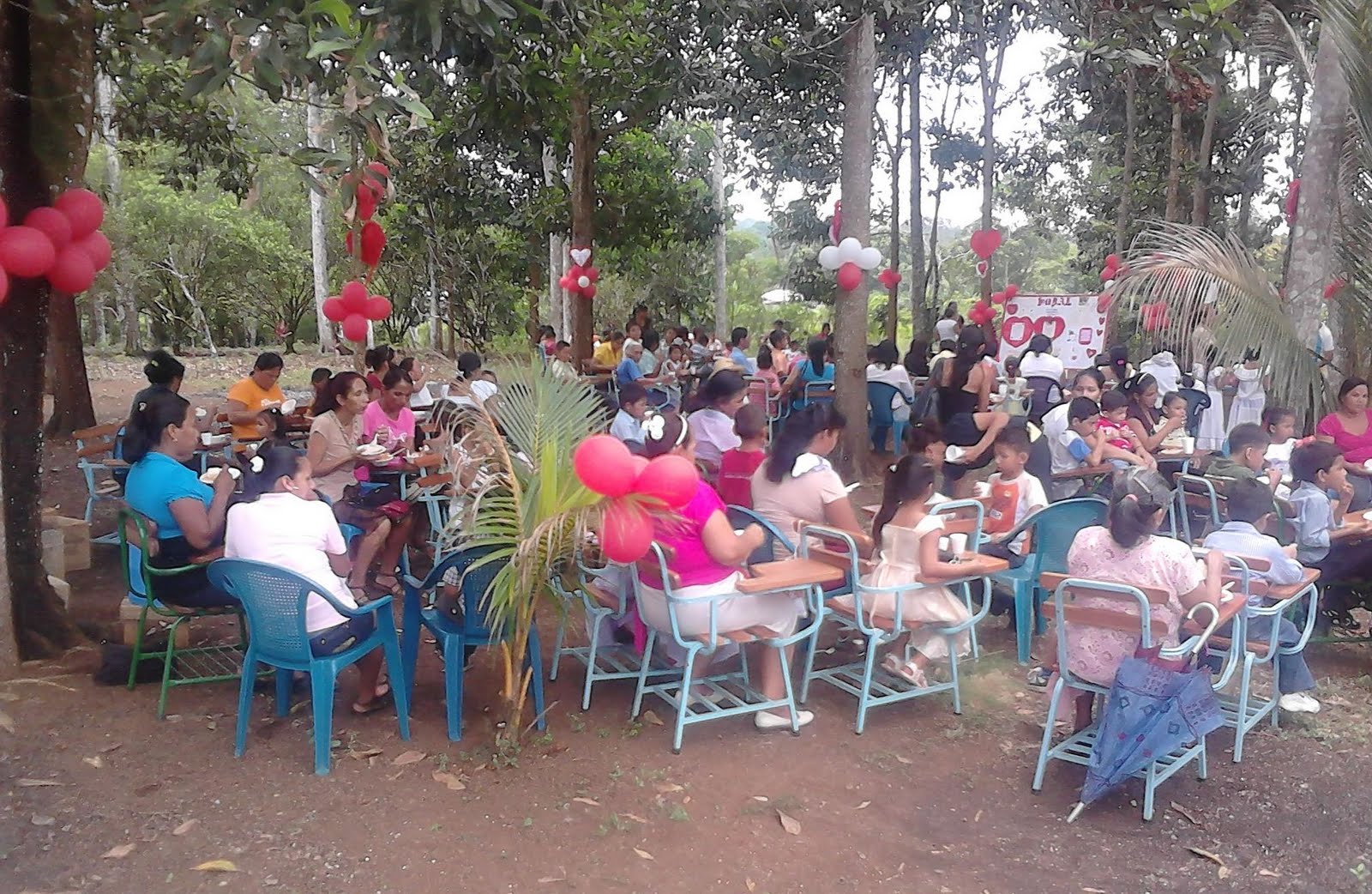 Bob and Barbara Kelly Serving in Nicaragua El Día de la Madre