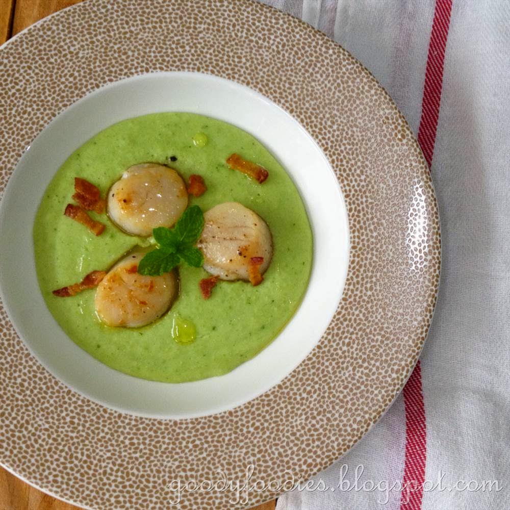 GoodyFoodies Recipe Pan Seared Scallops with Pea Puree and Crispy Bacon