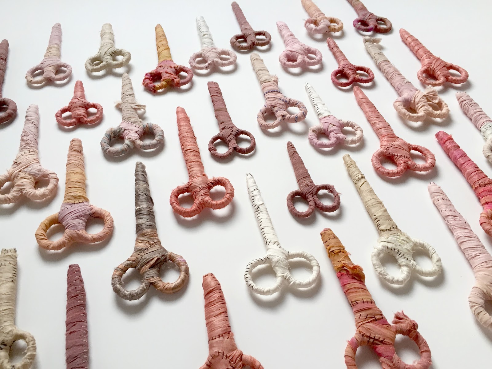 Suzanna Scott: Binding Scissors