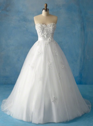Top Snow Whites Wedding Dress of the decade The ultimate guide 